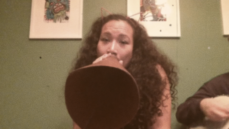 Kitty Norton sings "Along The Road" with Jack Norton on banjo