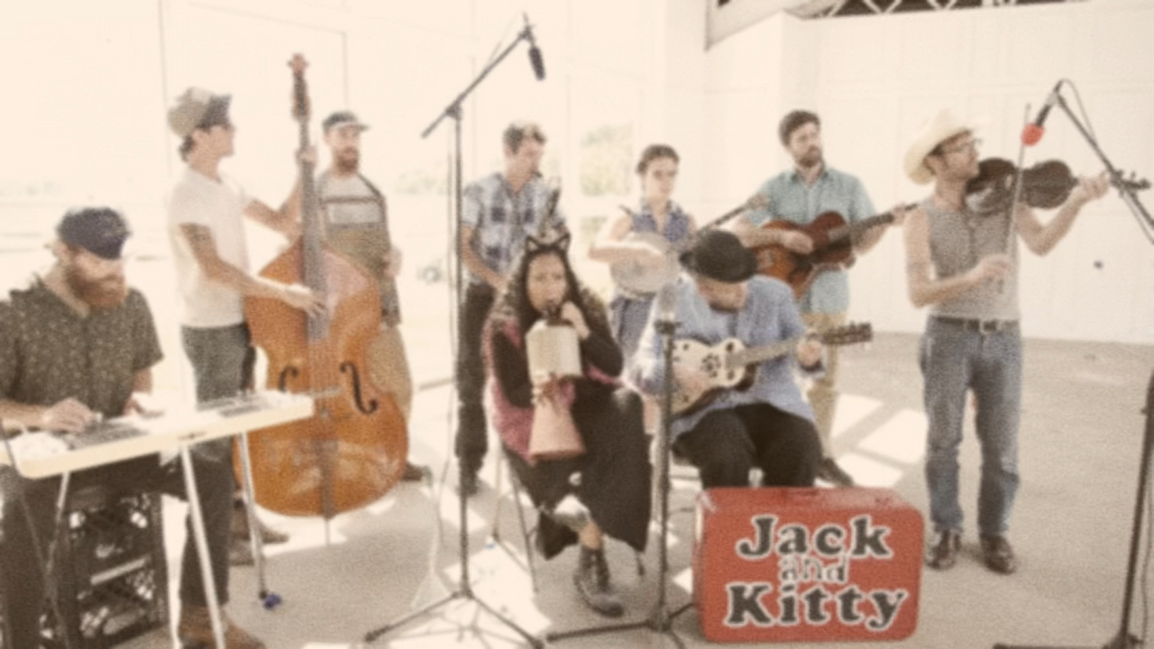 Jack Norton and Kitty Norton with the Big Dixie Swingers, playing Jug Band Blues.