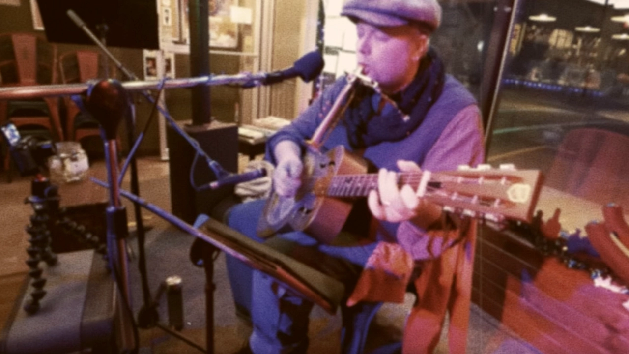 Jack Norton Singing "Good Time Jack Is My Name" - Live at Bullquarian Brewhouse, Monroe, Wisconsin - Jack Norton